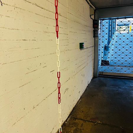 Ladenwohnung In Kreuzberg Mit Parkplatz In Einer Tiefgarage Berlin Exteriör bild