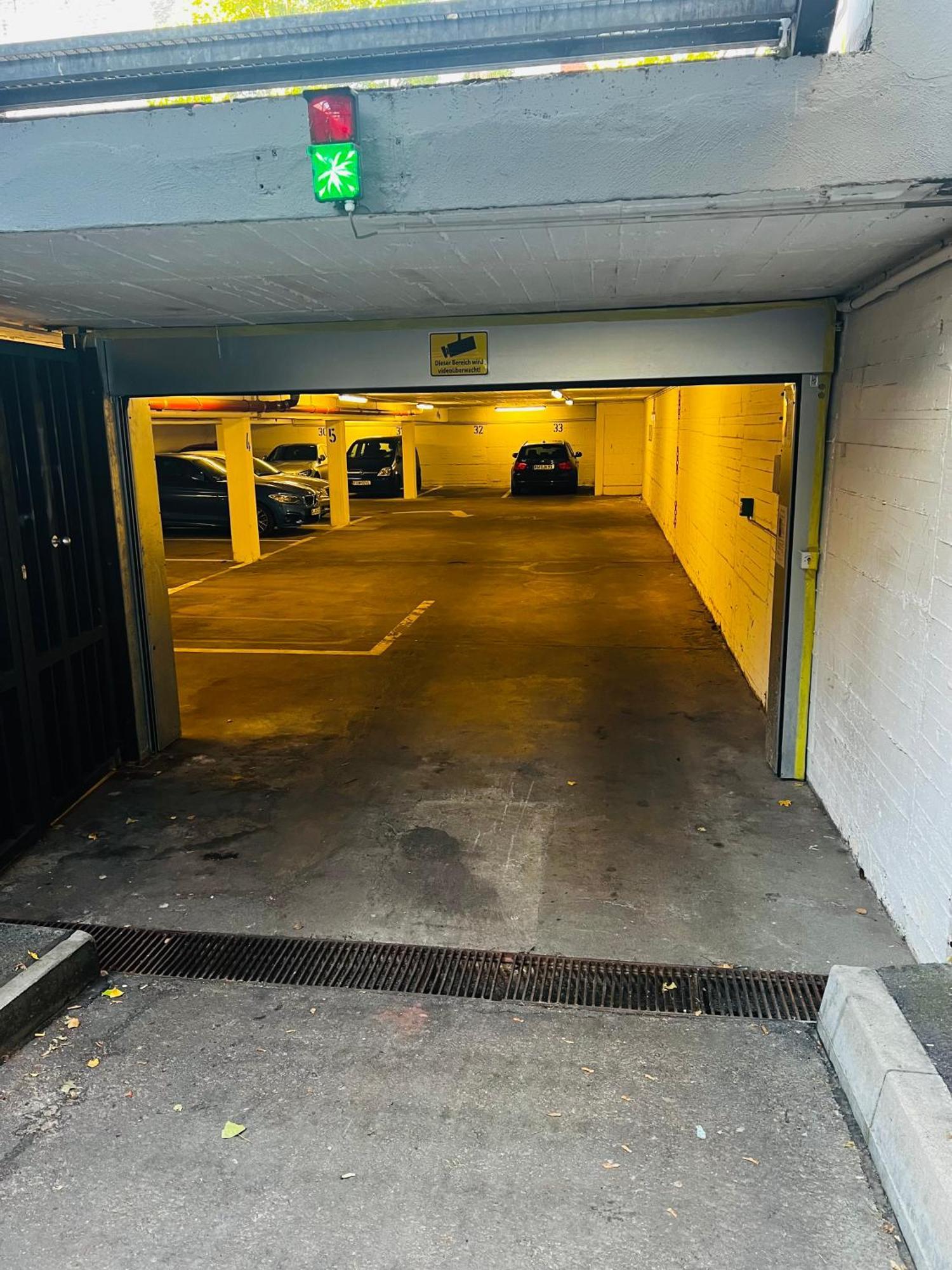 Ladenwohnung In Kreuzberg Mit Parkplatz In Einer Tiefgarage Berlin Exteriör bild