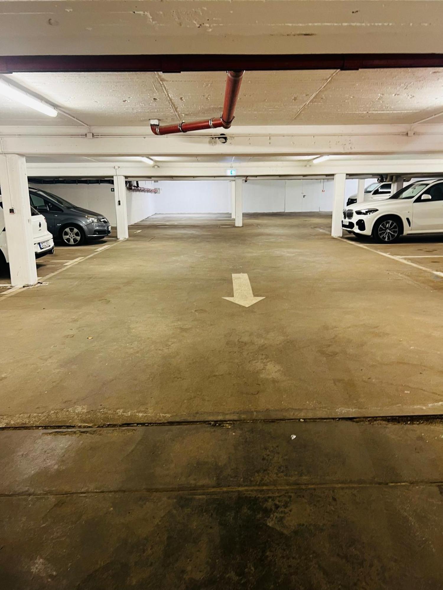 Ladenwohnung In Kreuzberg Mit Parkplatz In Einer Tiefgarage Berlin Exteriör bild